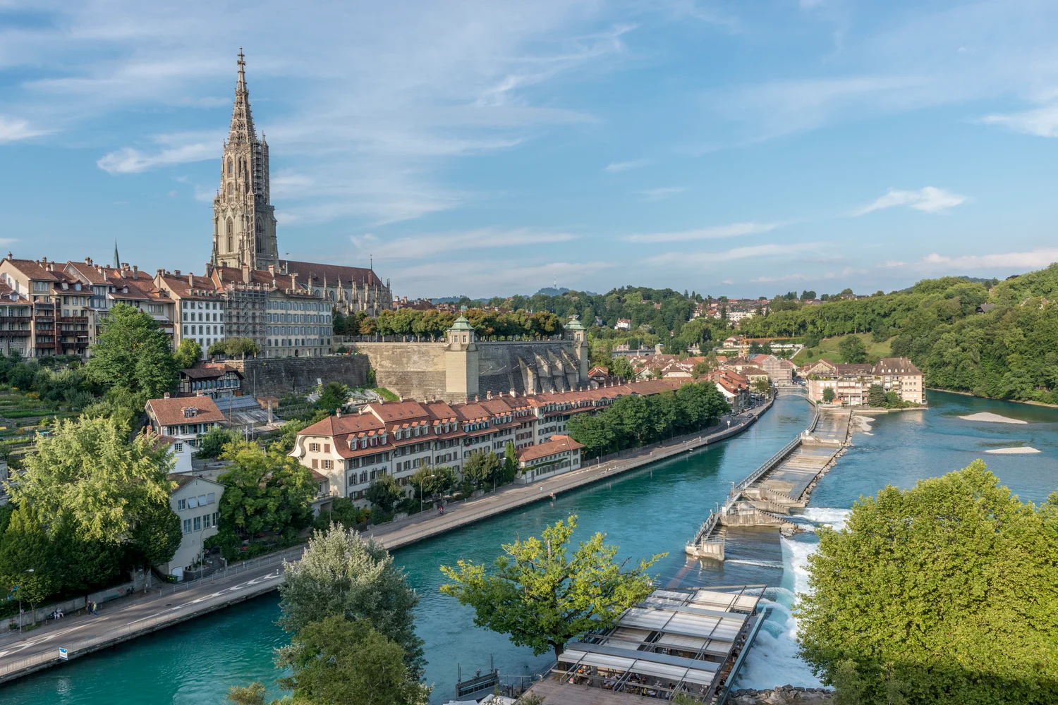 Relocating to Switzerland while working remotely: rules for expats and employers